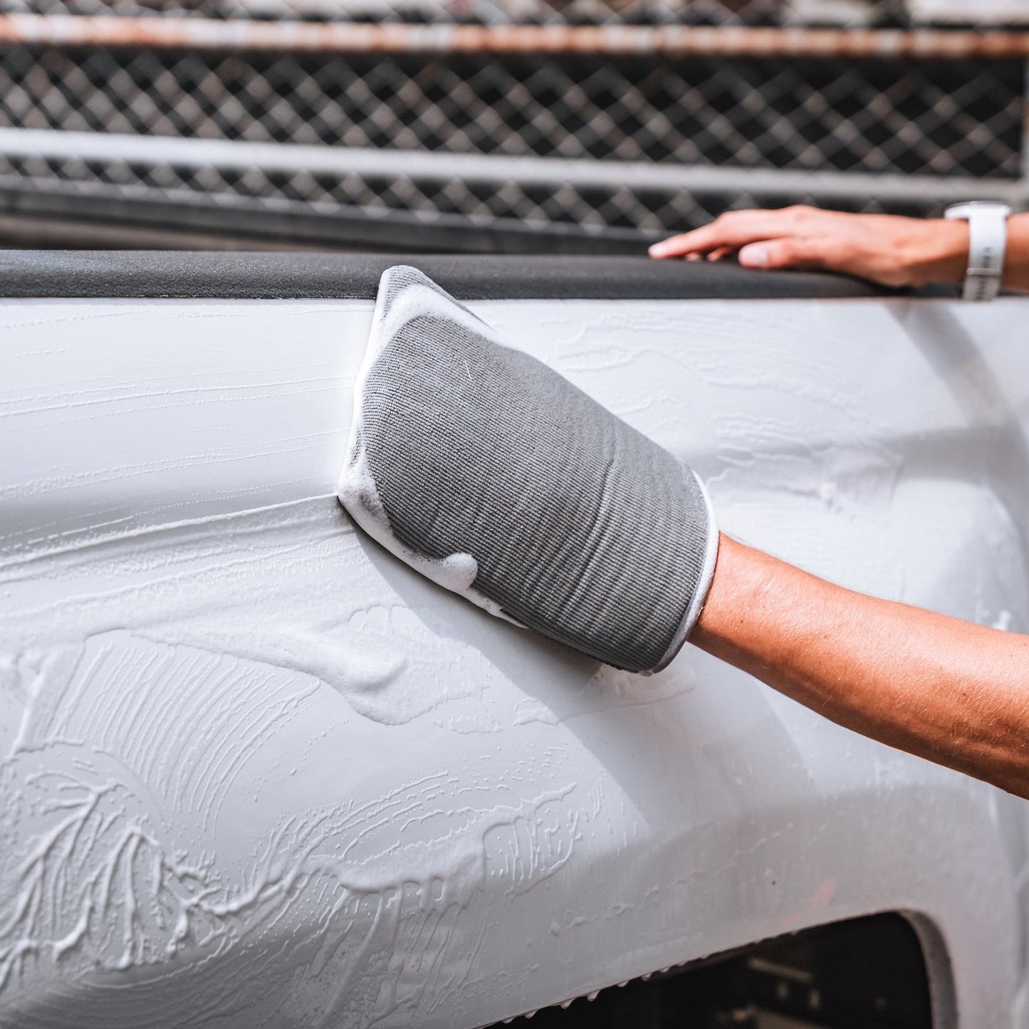 Shine Supply Clay Mitt (Medium Grade)