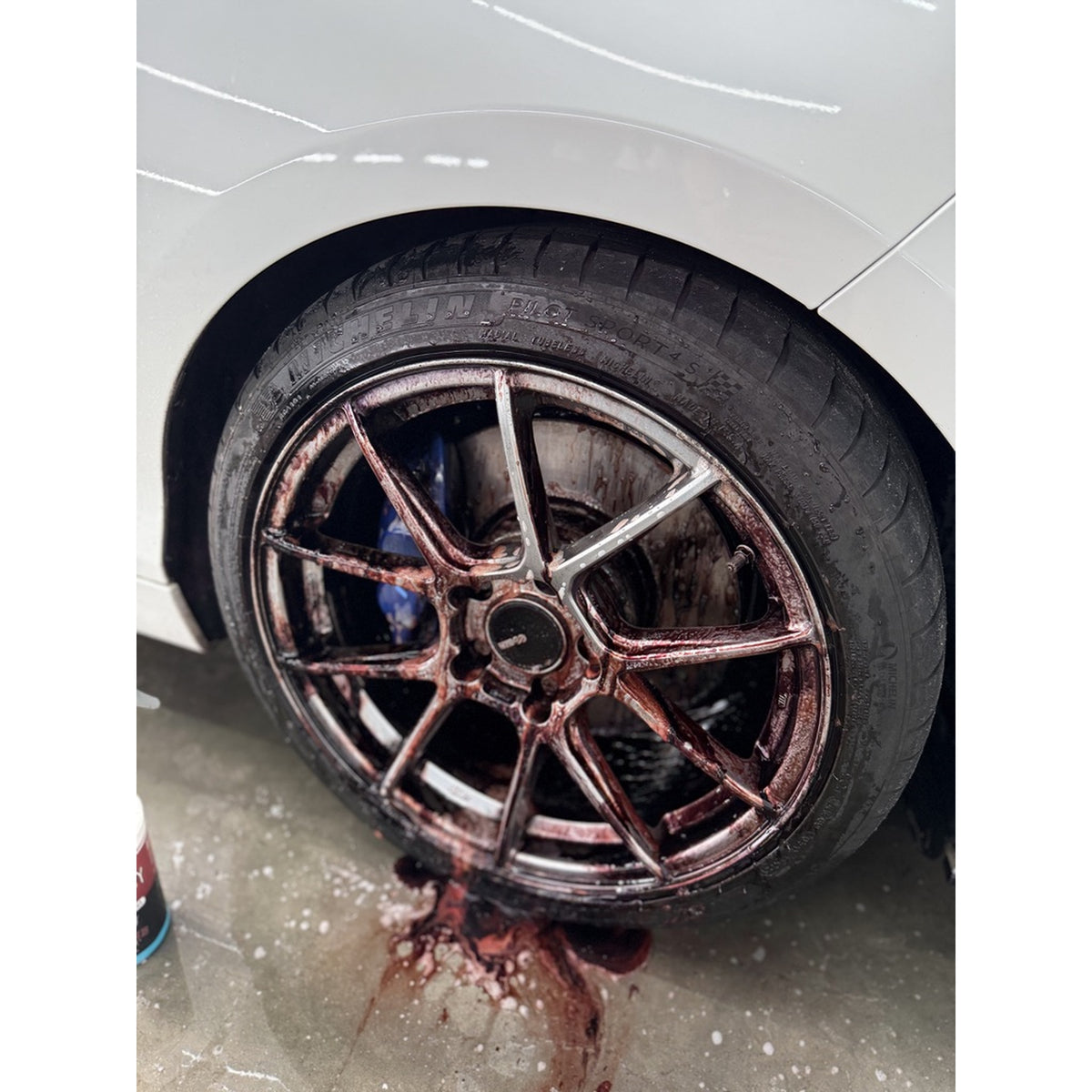 Cool Guy - Wheel Cleaner
