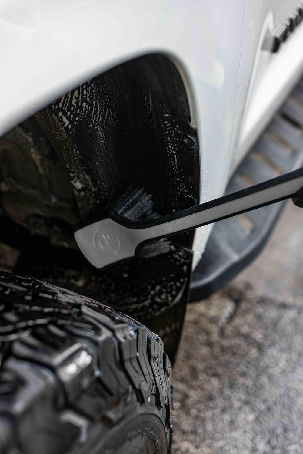 Detail Factory ProGrip Fender Well Brush