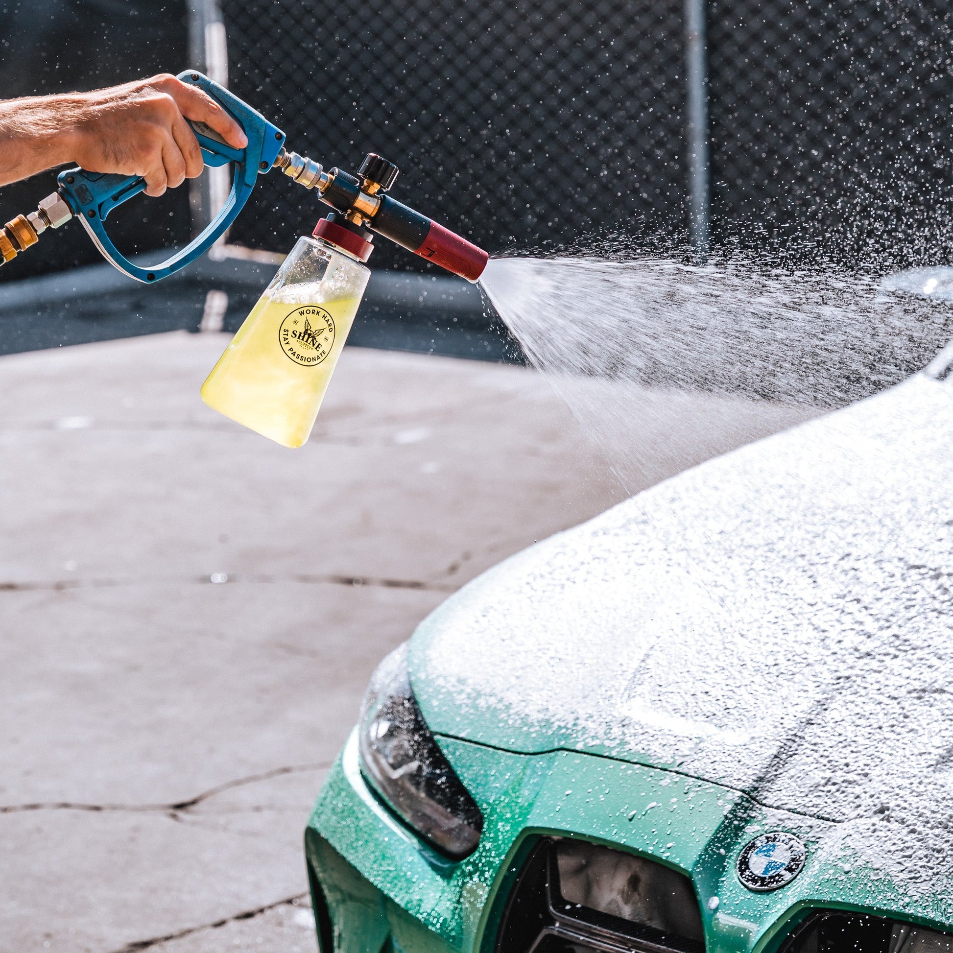 Foam Thrower Slim laying down thick foam on a vehicle