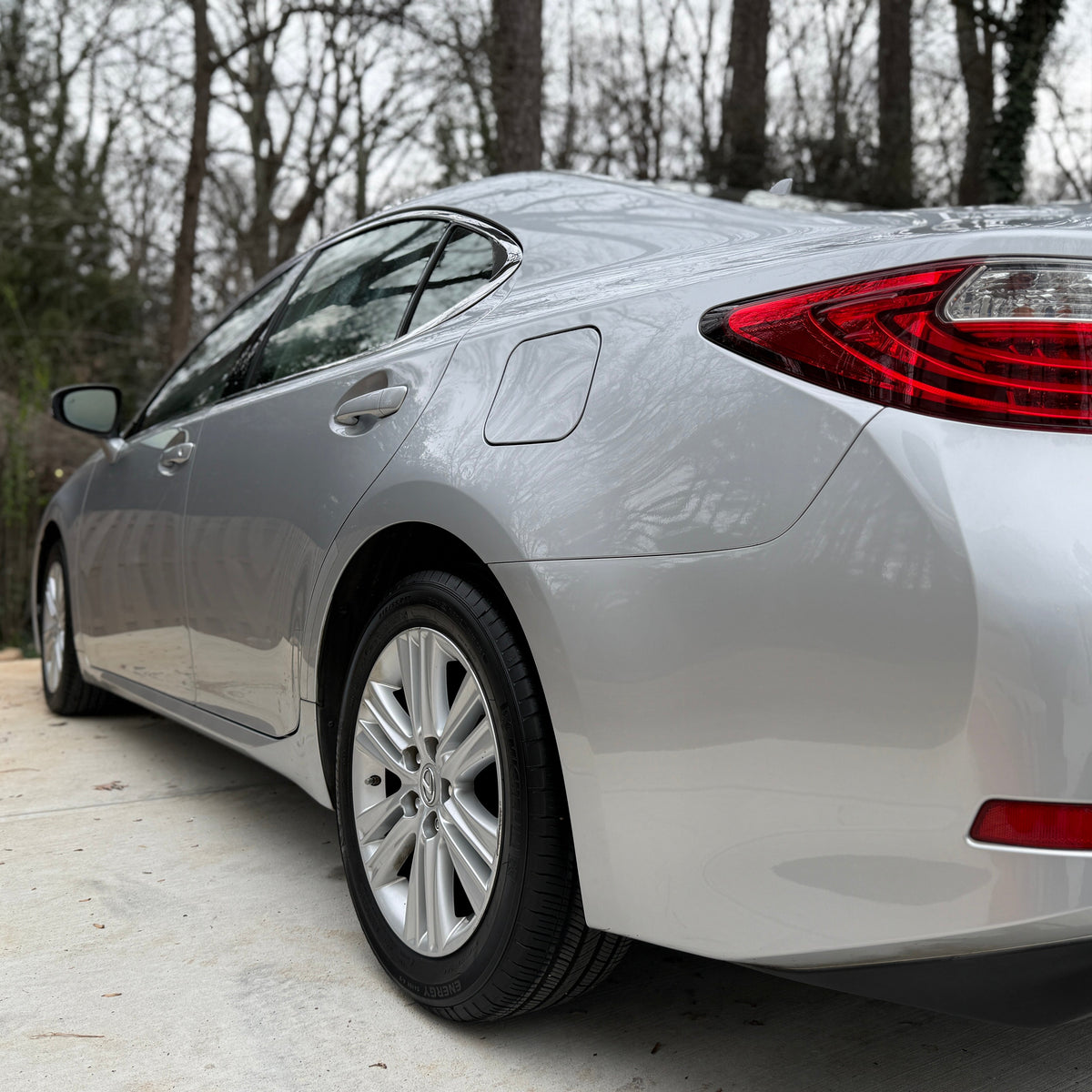 Lexus ES paint after Daddy-O paint sealant