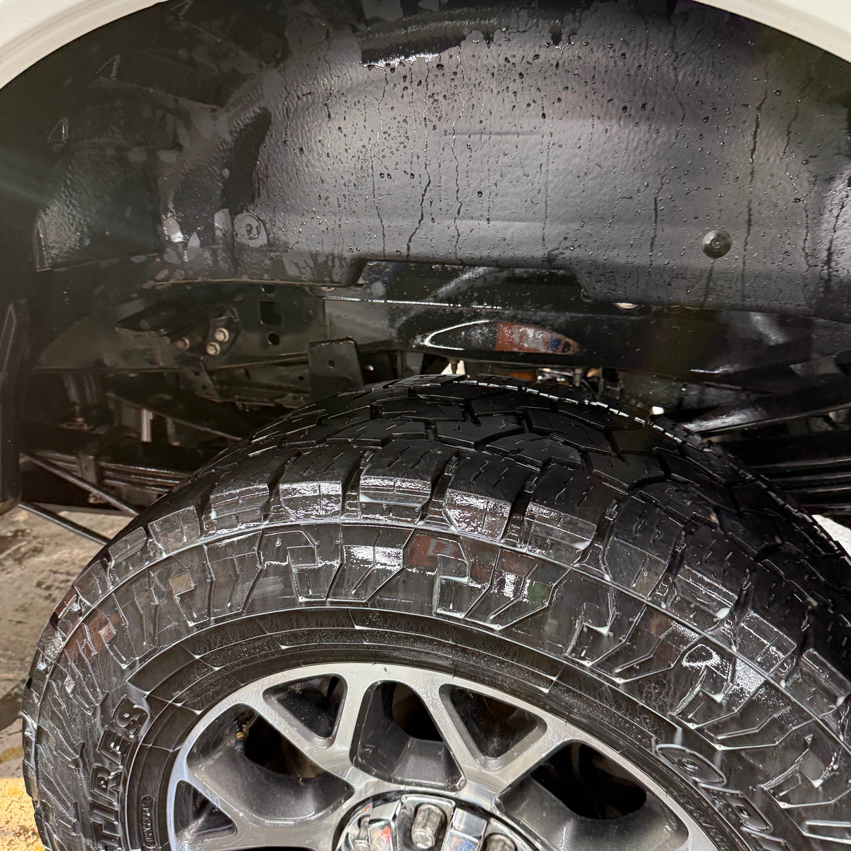 Undercarriage before cleaning